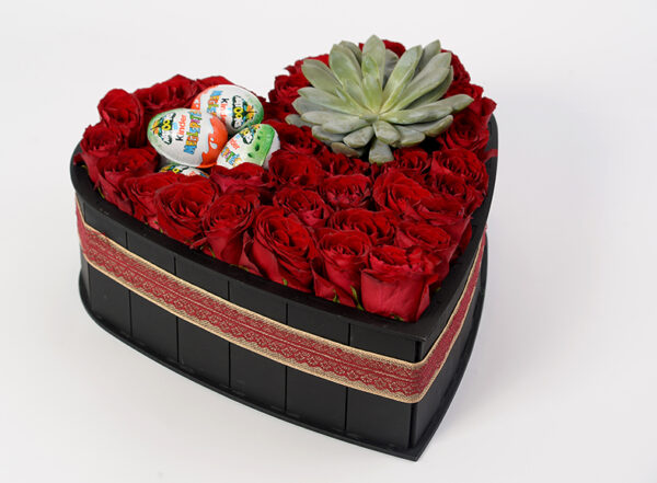 ruže u kutiji - cvećara beogrda - poklondzija