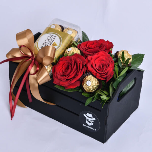 Poklon za nju - Cveće u kutiji - Dostava cveća - online gift shop